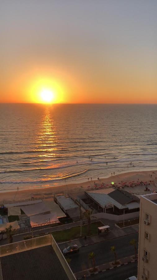 Apartamento תמר על הים Bat Yam Exterior foto